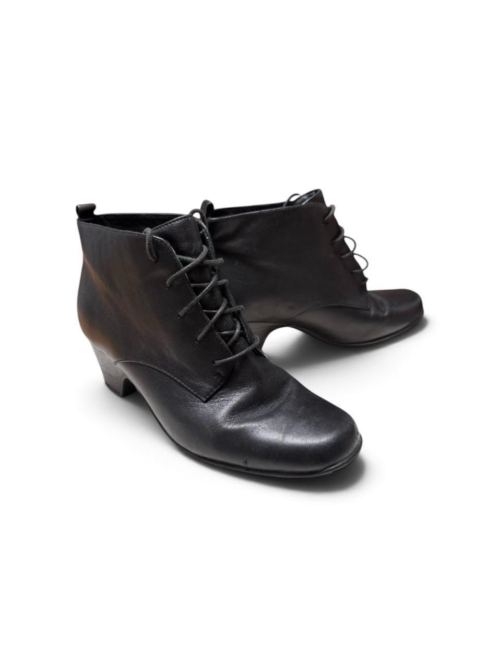 Clarks Artisan Leyden Bell Black Leather Lace-Up Victorian Style Ankle Boots 8